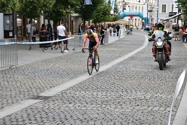 中的另一个 中的另一个